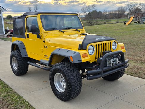 Used 2004 Jeep Wrangler X w/ Wheel Plus Group image 6