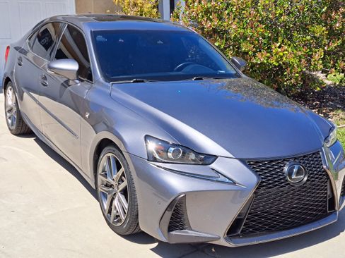 Used 2019 Lexus IS 300 F Sport w/ F Sport Package image 1