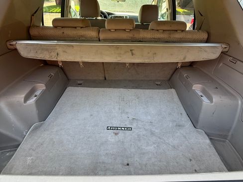 Used 2006 Toyota 4Runner Sport RWD image 14