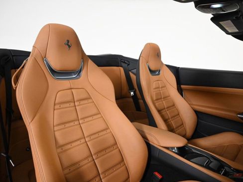 Used 2023 Ferrari Portofino M Convertible 2D image 10