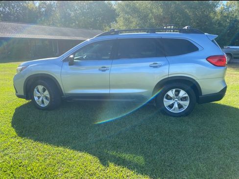 Used 2019 Subaru Ascent 8-Passenger AWD/4WD image 13