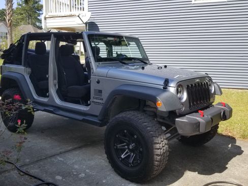 Used 2014 Jeep Wrangler Unlimited Sport w/ Quick Order Package 23S AWD/4WD image 6