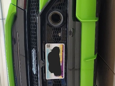 Used 2022 Lamborghini Huracan EVO image 2