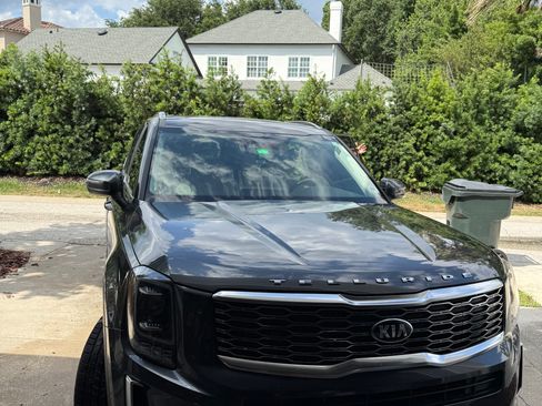 Used 2020 Kia Telluride EX w/ Towing Package FWD image 2