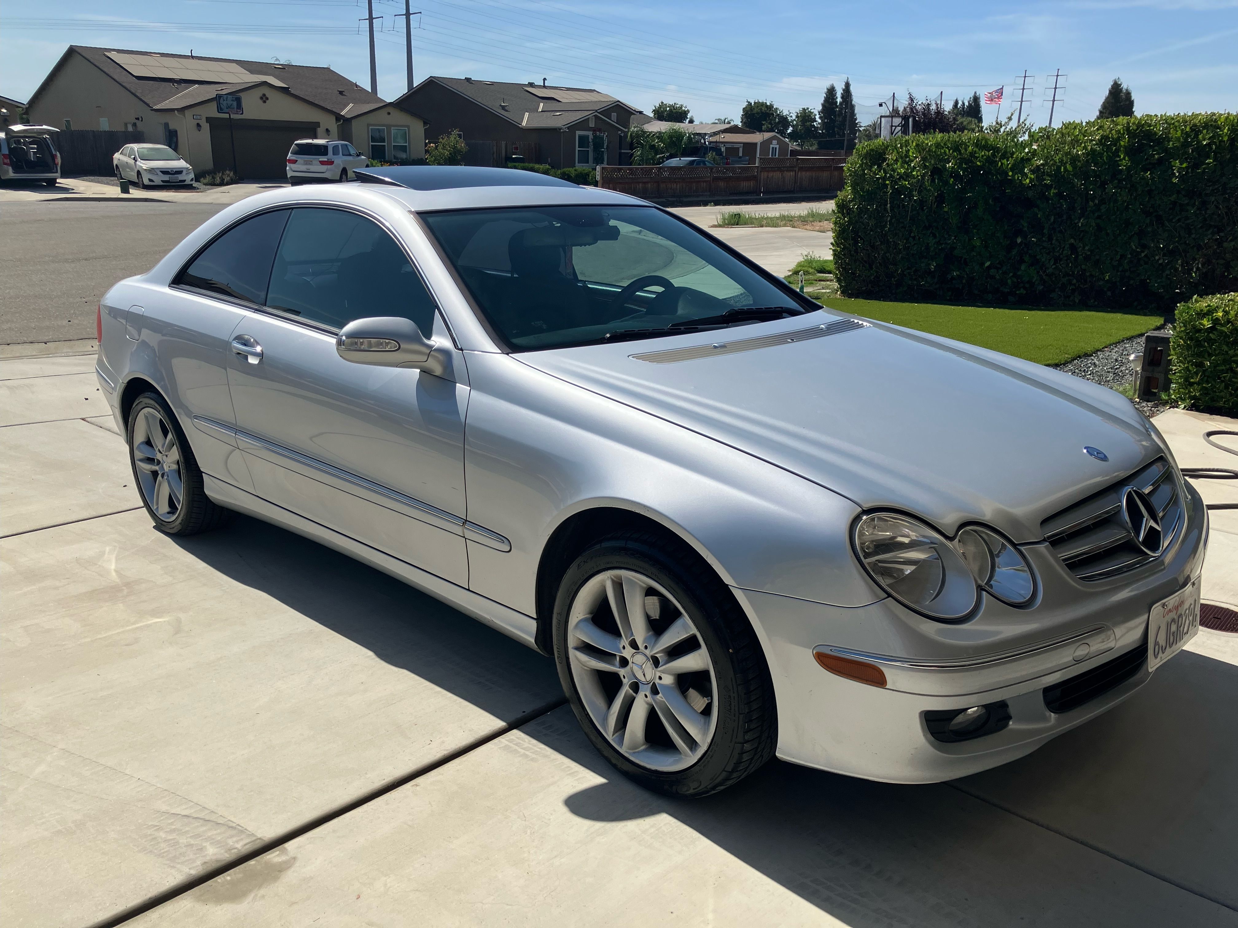 Used 2006 Mercedes-Benz CLK 350 Coupe image 1