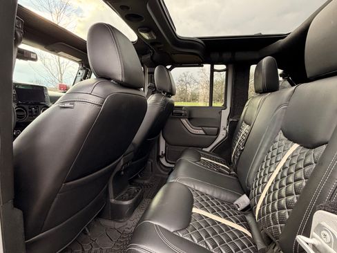 Used 2017 Jeep Wrangler Unlimited Sport w/ Quick Order Package 24S image 6