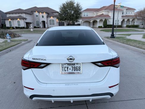 Used 2022 Nissan Sentra S image 5