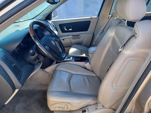 Used 2005 Cadillac SRX Luxury image 8