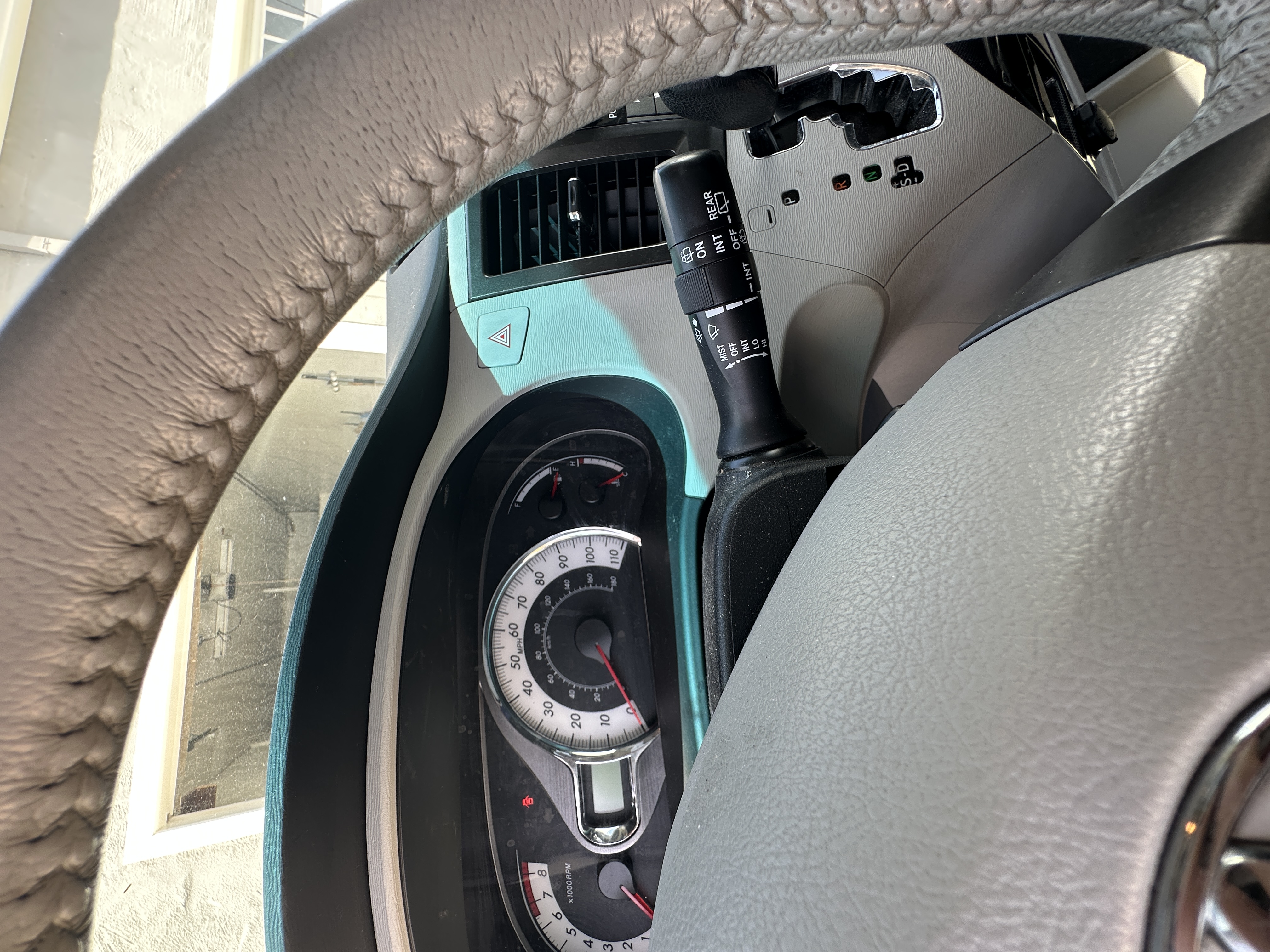 Used 2013 Toyota Sienna SE FWD image 9