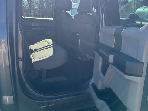 Used 2021 Ford F250 XLT w/ XLT Premium Package image 15