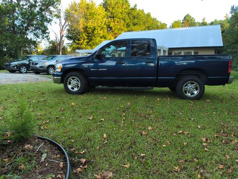 Used 2006 Dodge Ram 2500 Truck SLT w/ Trailer Tow Group image 8