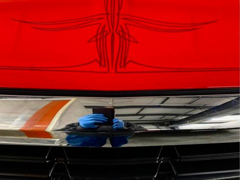 Used 2017 Chevrolet Silverado 1500 LT w/ LT Convenience Package RWD image 4