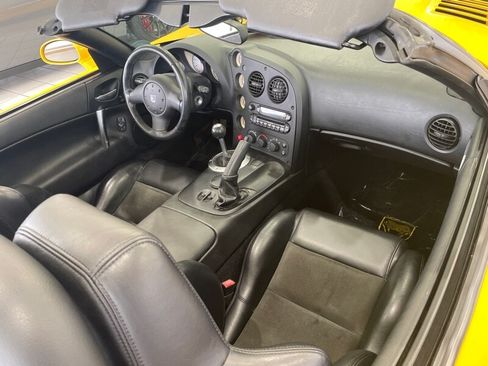 Used 2005 Dodge Viper SRT-10 image 12