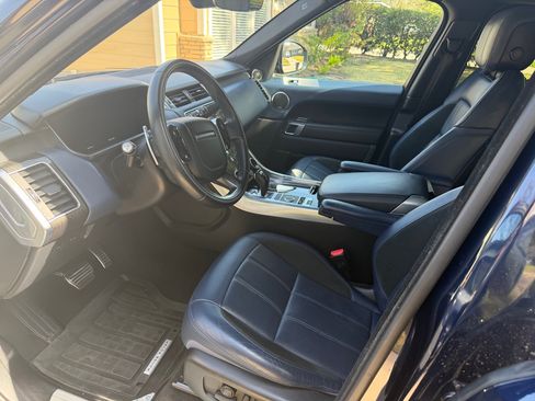 Used 2020 Land Rover Range Rover Sport HSE Dynamic image 10