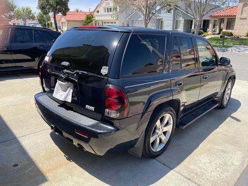 Used 2008 Chevrolet TrailBlazer SS w/ Sun And 6-Disc Cd Package AWD/4WD image 6