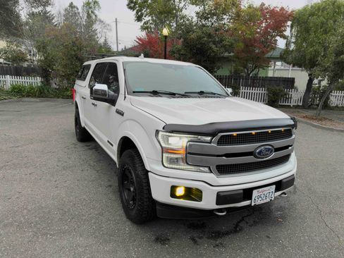 Used 2018 Ford F150 Platinum w/ Equipment Group 701A Luxury image 1