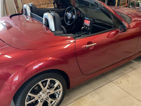Used 2015 MAZDA MX-5 Miata Grand Touring w/ Premium Package image 8