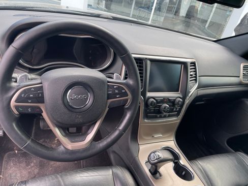 Used 2015 Jeep Grand Cherokee Limited w/ Trailer Tow Group IV image 12