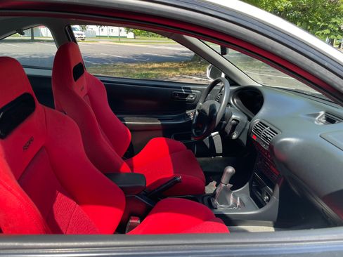 Used 1994 Acura Integra GS-R FWD image 11
