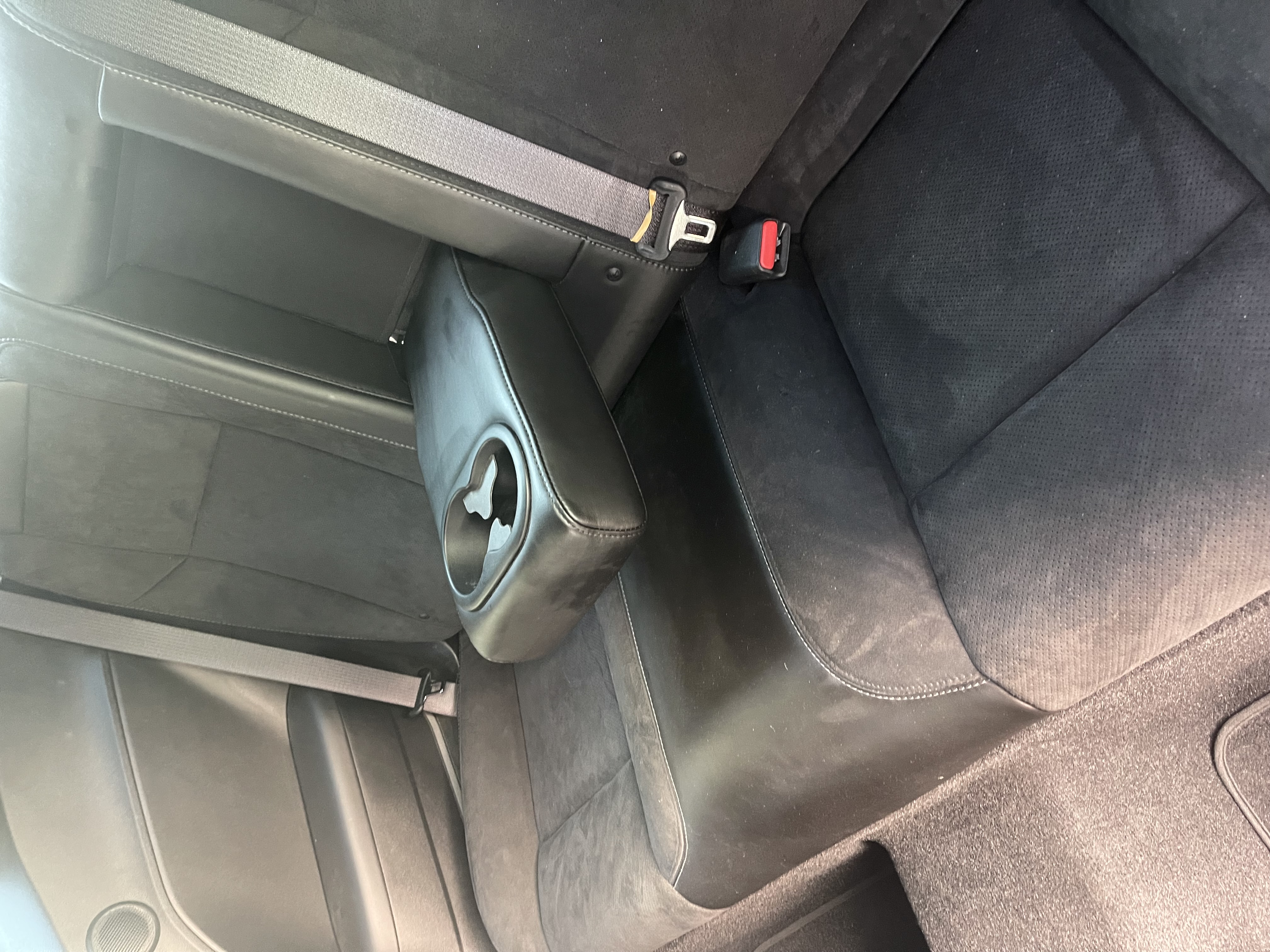 Used 2023 Dodge Challenger R/T w/ Plus Package RWD image 9
