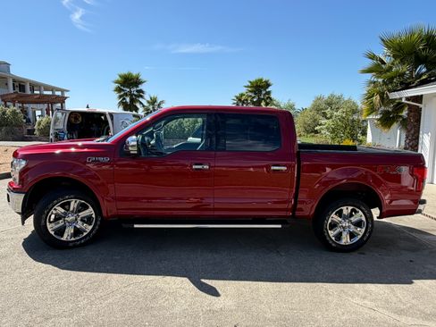 Used 2019 Ford F150 Lariat w/ Equipment Group 502A Luxury AWD/4WD image 4