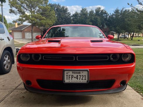 Used 2019 Dodge Challenger SXT w/ Cold Weather Group image 14