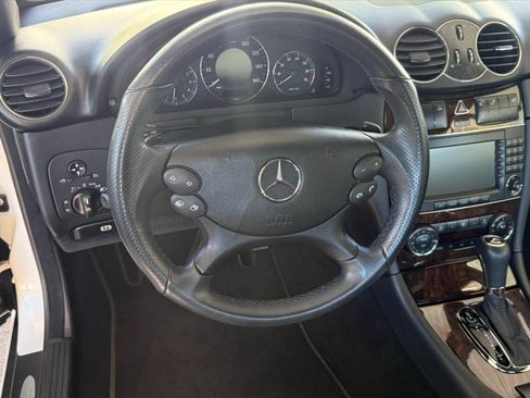 Used 2009 Mercedes-Benz CLK 350 Cabriolet image 13