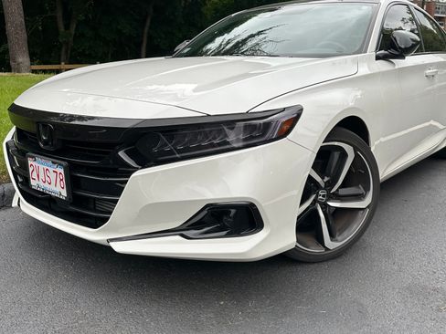 Used 2021 Honda Accord Sport image 4