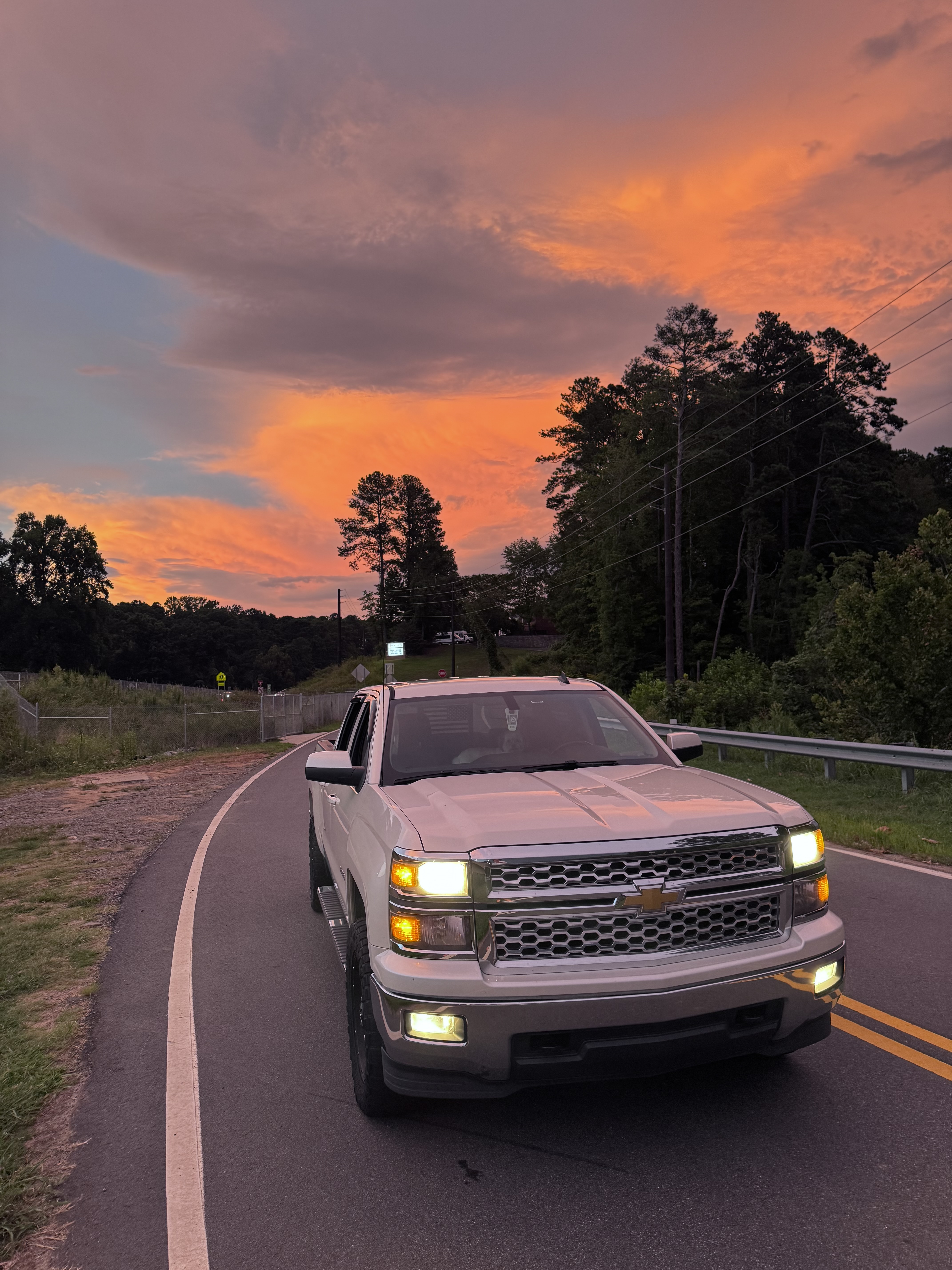 Used 2014 Chevrolet Silverado 1500 LT w/ LT Convenience Package AWD/4WD image 5