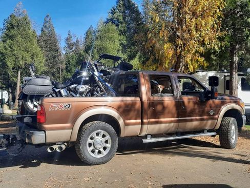 Used 2012 Ford F250 Lariat w/ Lariat Ultimate Pkg AWD/4WD image 4
