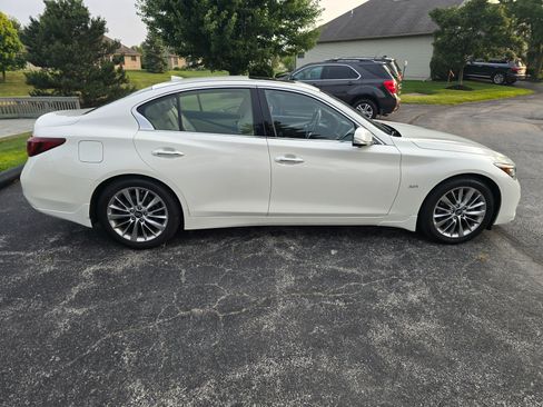 Used 2020 INFINITI Q50 Luxe w/ Essential Package (3.0T Luxe) image 5