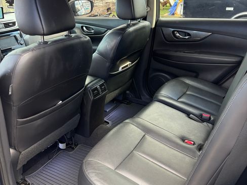 Used 2015 Nissan Rogue SL image 10