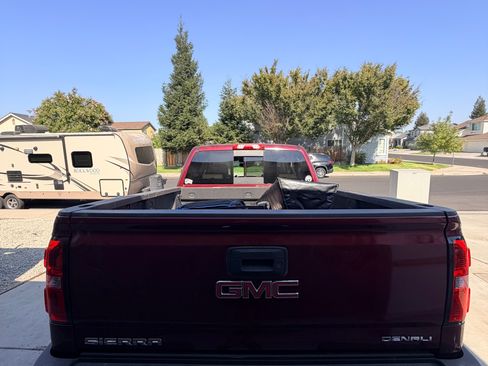 Used 2015 GMC Sierra 2500 Denali w/ Driver Alert Package RWD image 12