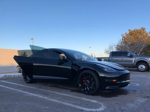 Used 2023 Tesla Model 3 Performance image 22