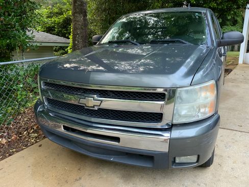 Used 2011 Chevrolet Silverado 1500 LT w/ All-Star Edition RWD image 4
