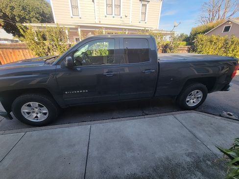 Used 2017 Chevrolet Silverado 1500 LT w/ All Star Edition image 8