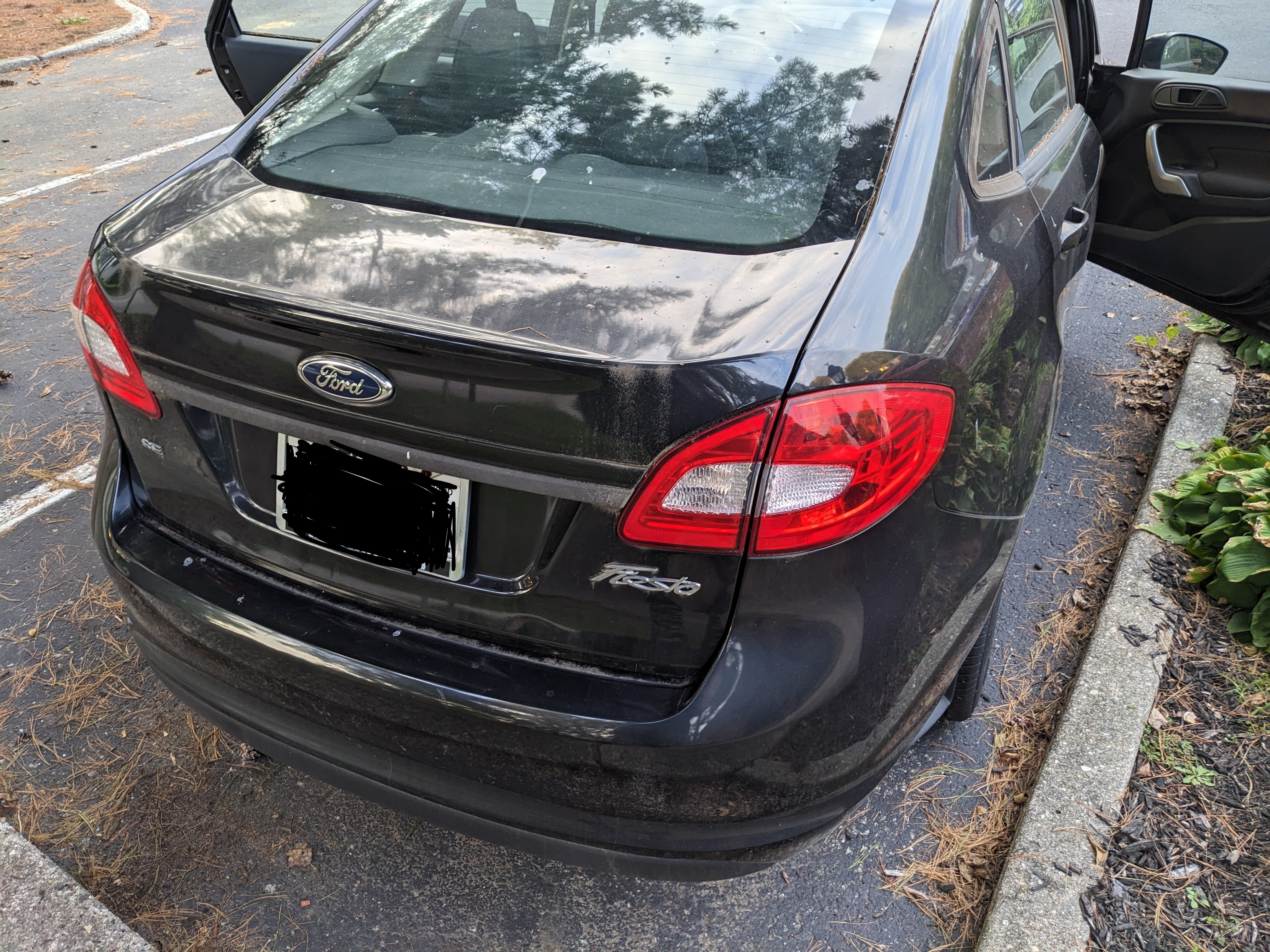 Used 2013 Ford Fiesta SE FWD image 17