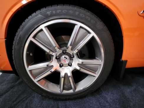 Used 2014 Dodge Challenger R/T image 17