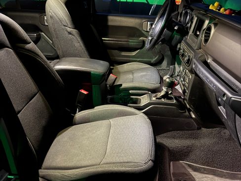 Used 2021 Jeep Wrangler Unlimited Sport image 8