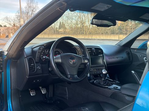 Used 2008 Chevrolet Corvette Coupe 2D w/ Preferred Equipment Group image 4