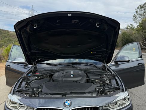 Used 2017 BMW 330i Sedan RWD image 18