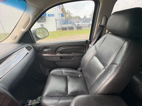 Used 2012 GMC Yukon Denali AWD/4WD image 8