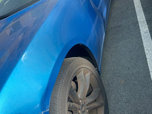 Used 2018 Dodge Charger SXT w/ Blacktop Package image 8