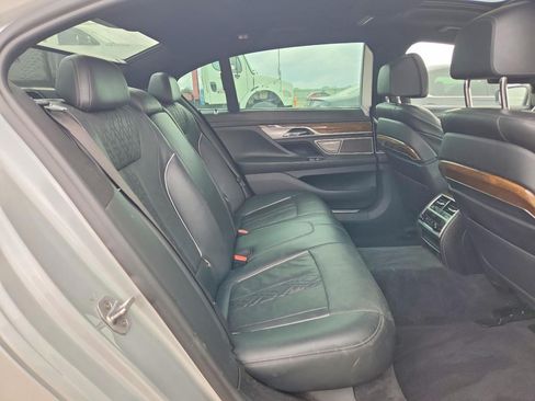 Used 2018 BMW ALPINA B7 xDrive ALPINA B7 xDrive Sedan 4D image 9