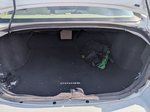 Used 2012 Dodge Avenger SXT image 15