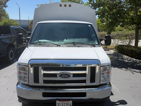 Used 2023 Ford E-350 and Econoline 350 Super Duty w/ Power Windows & Locks Group RWD image 2