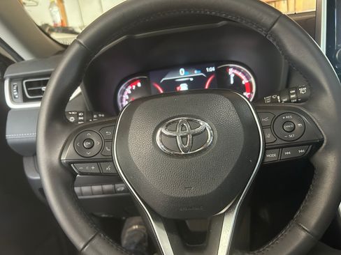 Used 2024 Toyota RAV4 XLE Premium image 12