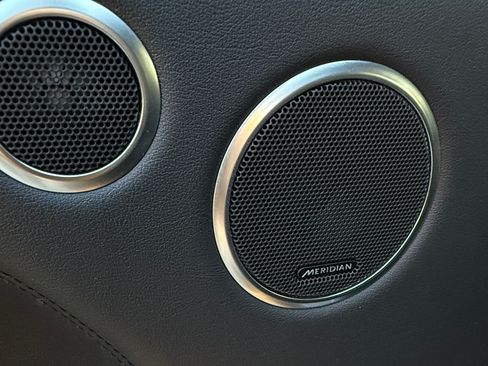 Used 2018 Land Rover Range Rover Sport HSE image 10