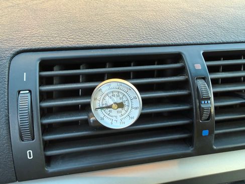 Used 2002 BMW 330i Sedan image 21