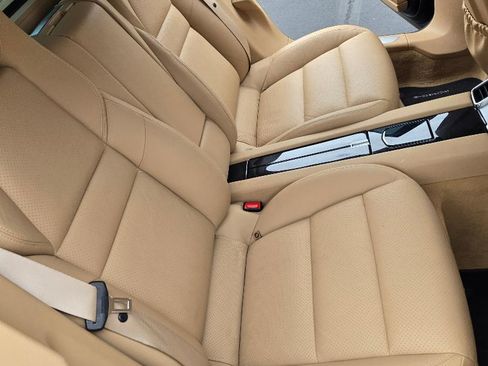 Used 2010 Porsche Panamera 4S image 12